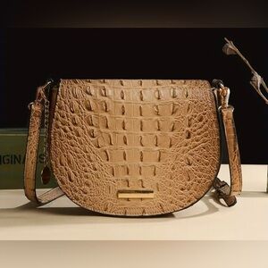 Stylish Crocodile Pattern Vogue Crossbody Bag